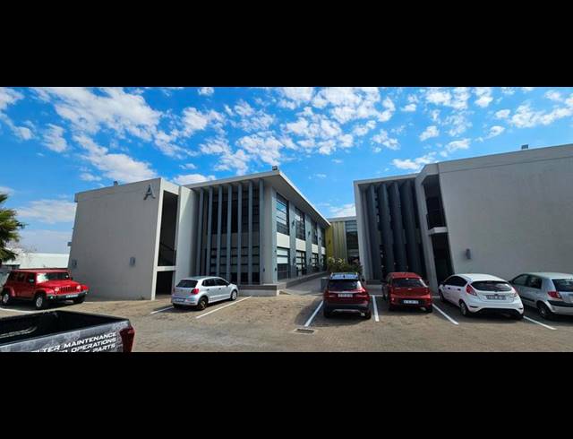 BUSINESS PROPERTY TO RENT IN HALFWAY HOUSE